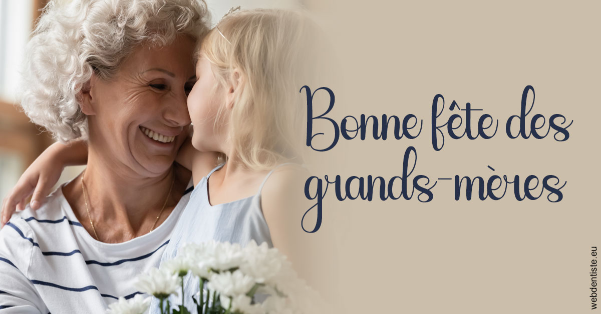 https://www.clinique-dentaire-lugari-garlaban.fr/La fête des grands-mères 1
